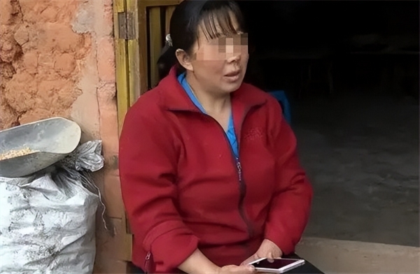 案例：女幼师买彩票中1000万失踪6年后母亲在地窖里挖出尸体(图5)