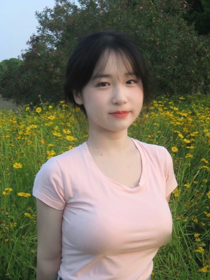 吃胸带奶的大樱桃网站(图1)